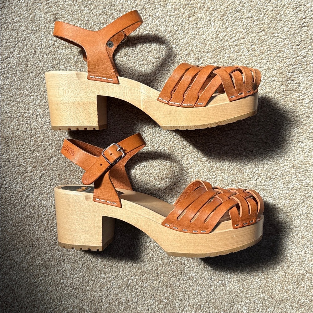 Swedish Hasbeens Tan Leather Woven Platform Clogs - Picture 3 of 8